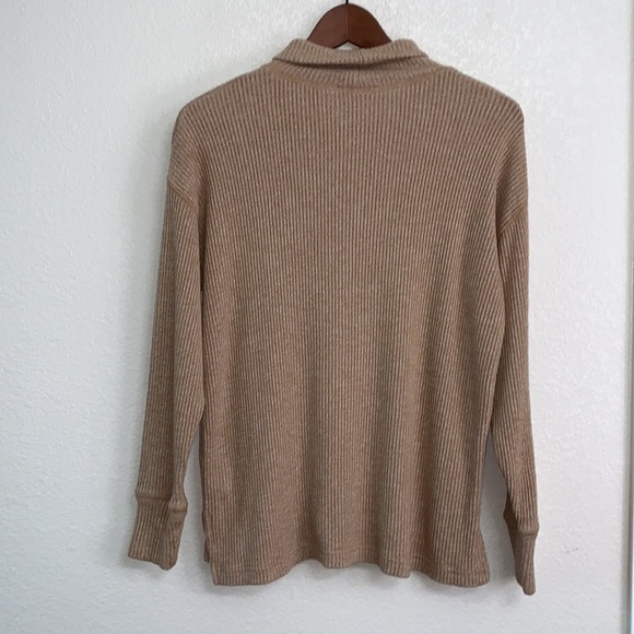 J. Crew Turtleneck Beige Tan Waffle Knit Sweater XS Cozy Minimalist Roll Neck - Picture 3 of 13